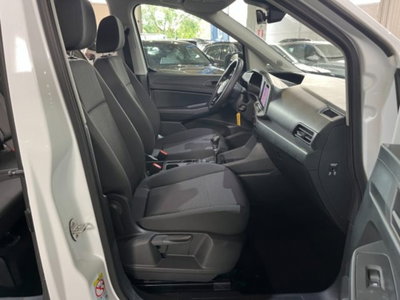 Ford Tourneo Connect 2.0 EcoBlue 102 CV Plus (18)
