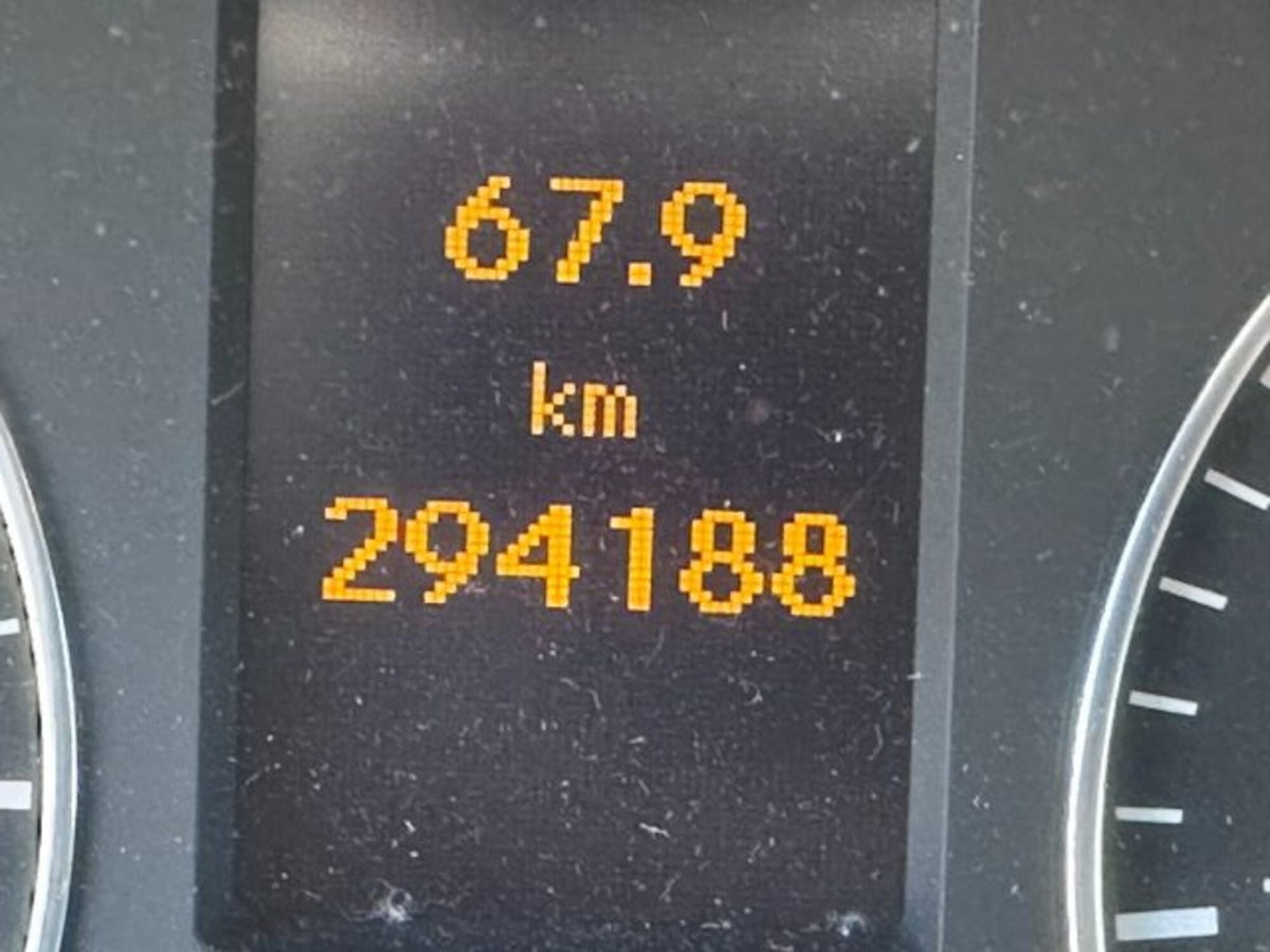 Mercedes-Benz Classe A 160 BlueEFFICIENCY (12)