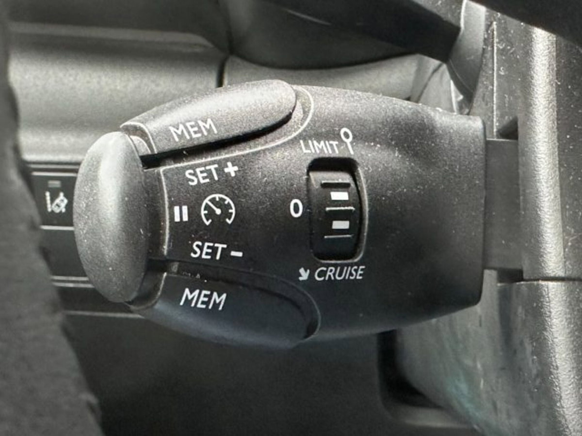 Citroen C3 PureTech 82 Feel (12)
