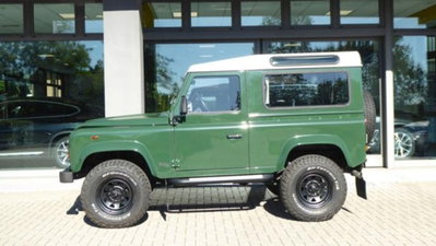 Land Rover Defender 90 2.5 Td5 Station Wagon (2)