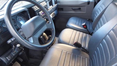Land Rover Defender 90 2.5 Td5 Station Wagon (7)