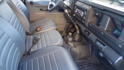 Land Rover Defender 90 2.5 Td5 Station Wagon (9)