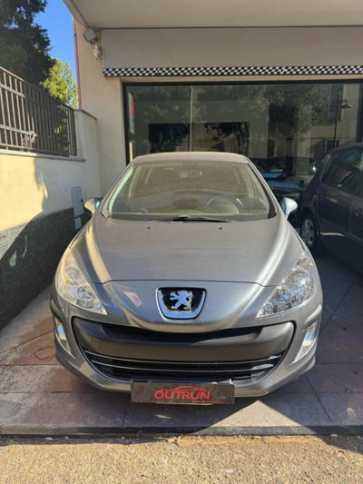Peugeot 308 1.6 HDi 90CV 5p. Premium (2)