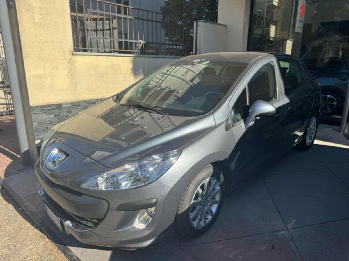 Peugeot 308 1.6 HDi 90CV 5p. Premium (3)