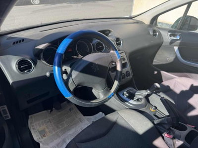 Peugeot 308 1.6 HDi 90CV 5p. Premium (5)