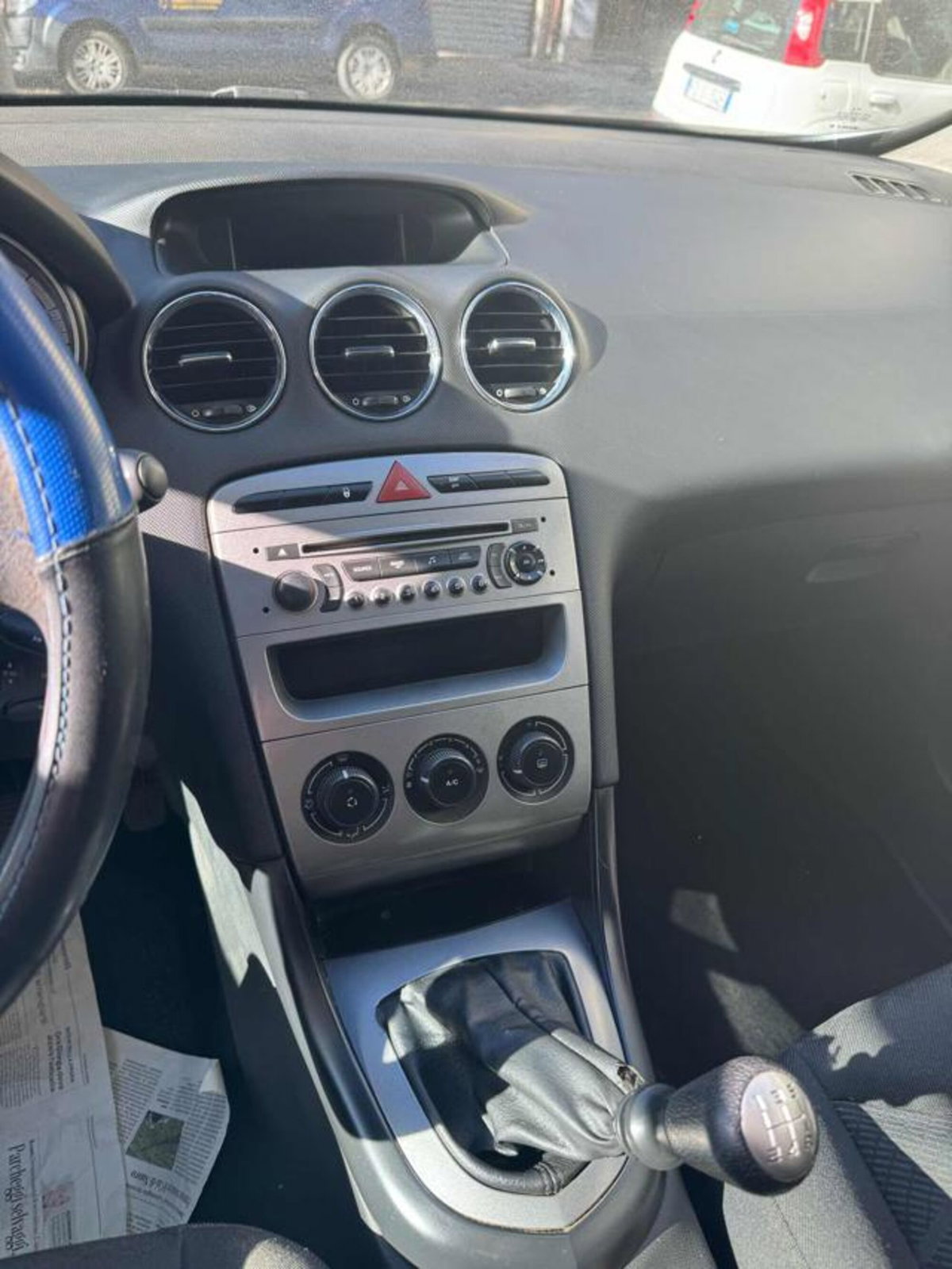 Peugeot 308 1.6 HDi 90CV 5p. Premium (7)