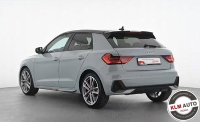 Audi A1 Sportback 30 TFSI S line edition (2)