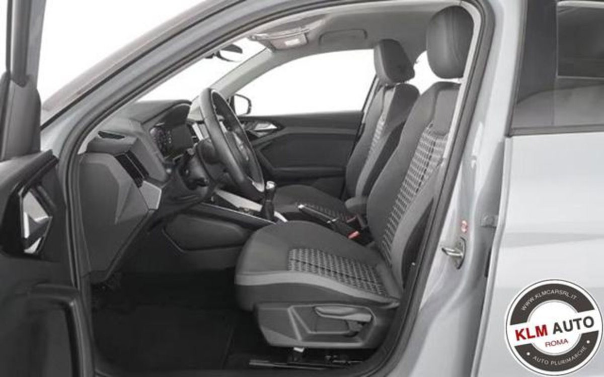 Audi A1 Sportback 30 TFSI S line edition (8)