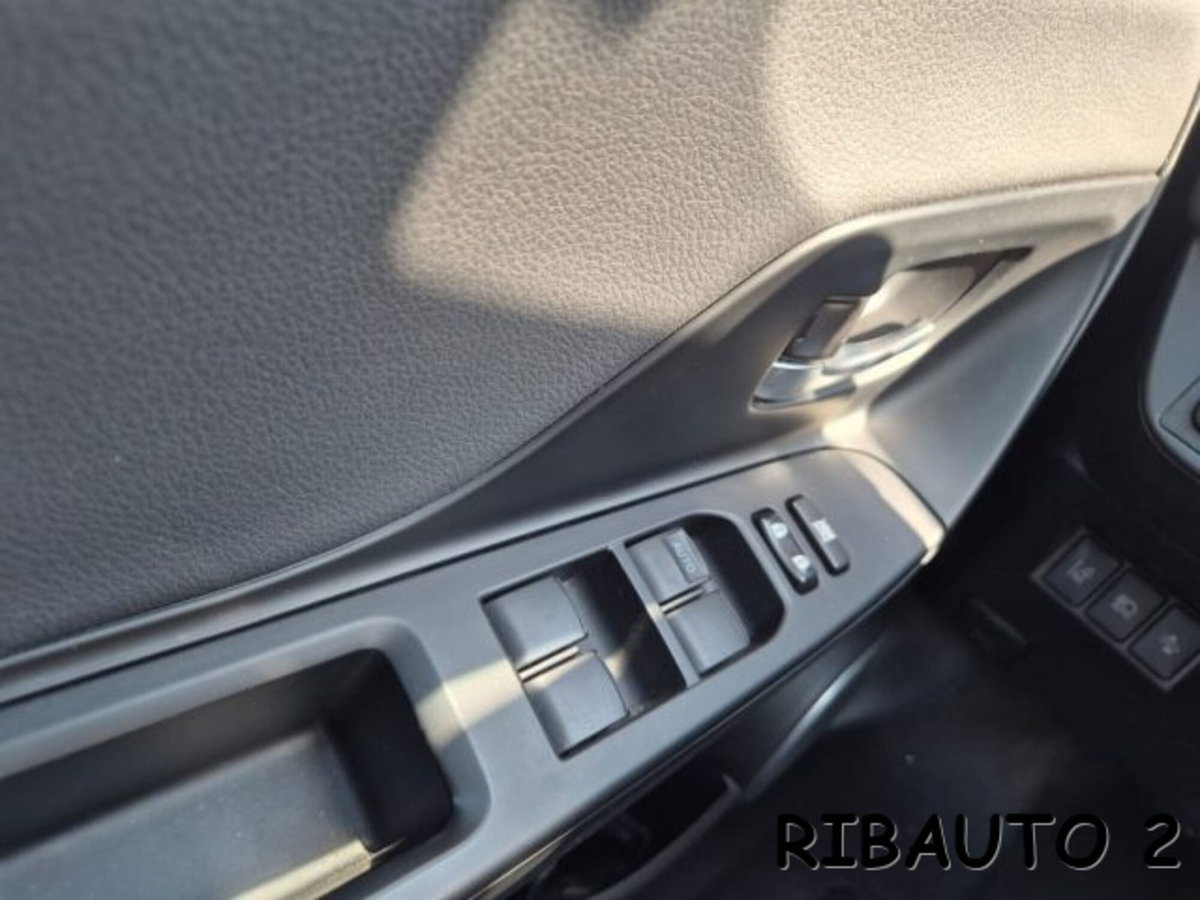 Toyota Yaris 1.5 Hybrid 5 porte Style (19)