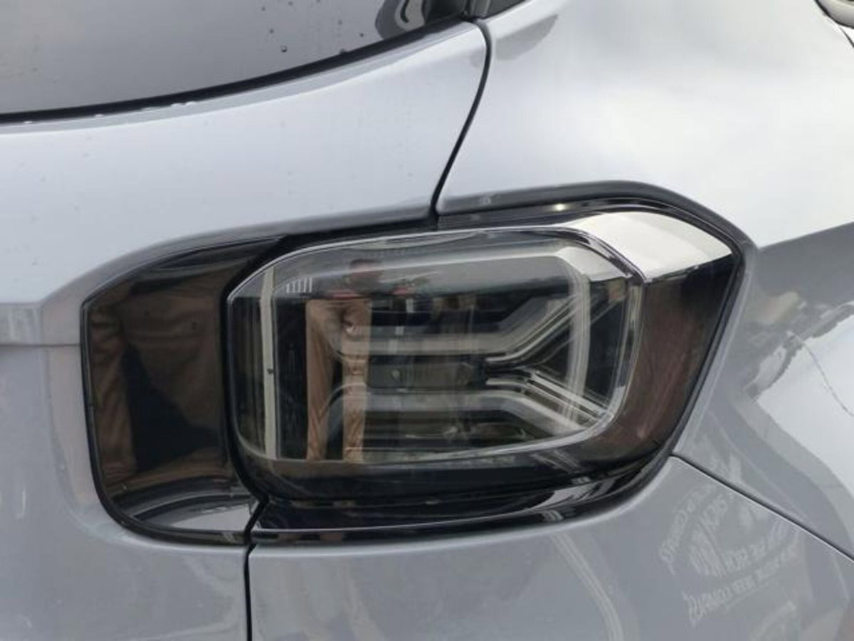 Jeep Avenger 1.2 turbo e-hybrid mhev Summit fwd 110cv edct6 (5)