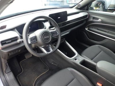 Jeep Avenger 1.2 turbo e-hybrid mhev Summit fwd 110cv edct6 (7)