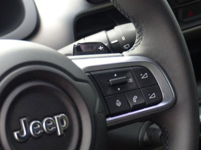 Jeep Avenger 1.2 turbo e-hybrid mhev Summit fwd 110cv edct6 (8)