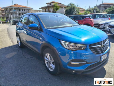Opel Grandland 1.5 diesel Ecotec aut. Business Elegance (3)
