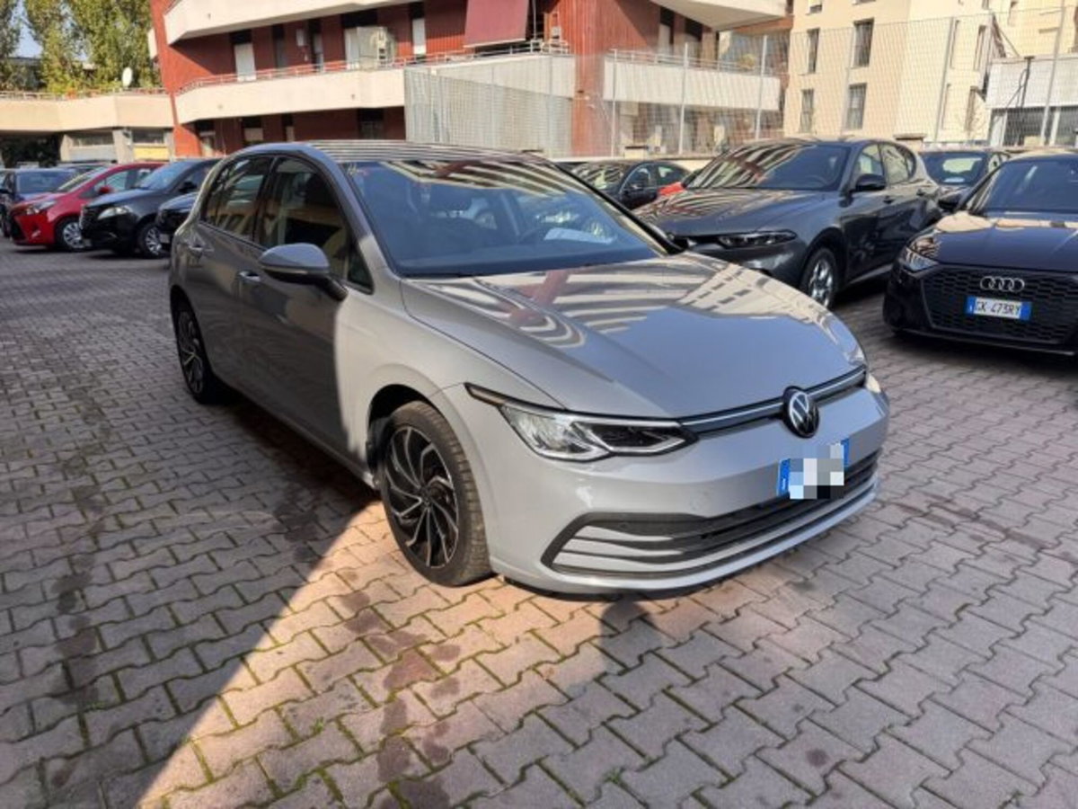 Volkswagen Golf Variant 2.0 TDI SCR DSG Life (3)