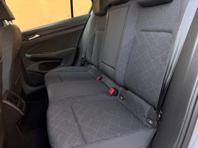 Volkswagen Golf Variant 2.0 TDI SCR DSG Life (8)