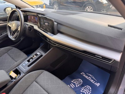Volkswagen Golf Variant 2.0 TDI SCR DSG Life (9)