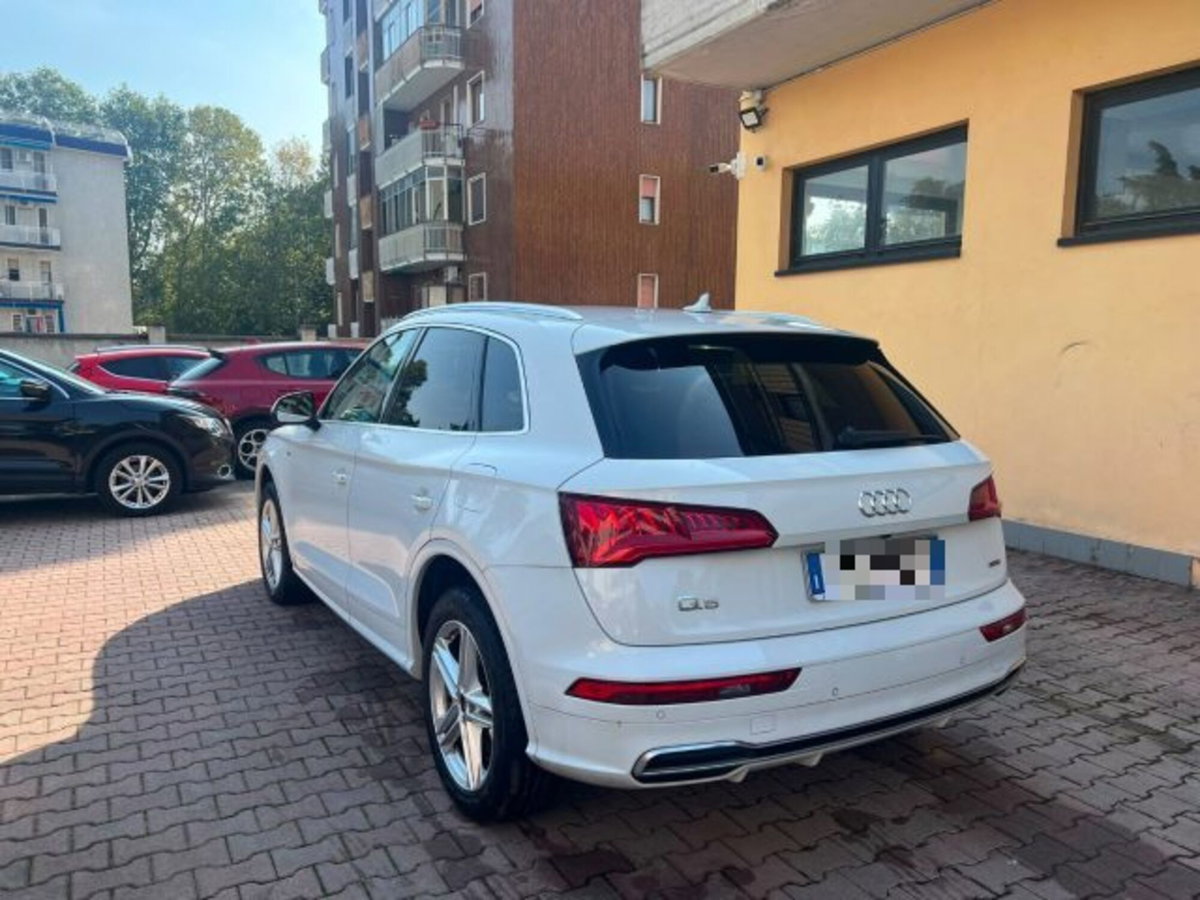 Audi Q5 2.0 TFSI quattro S tronic S line plus (4)