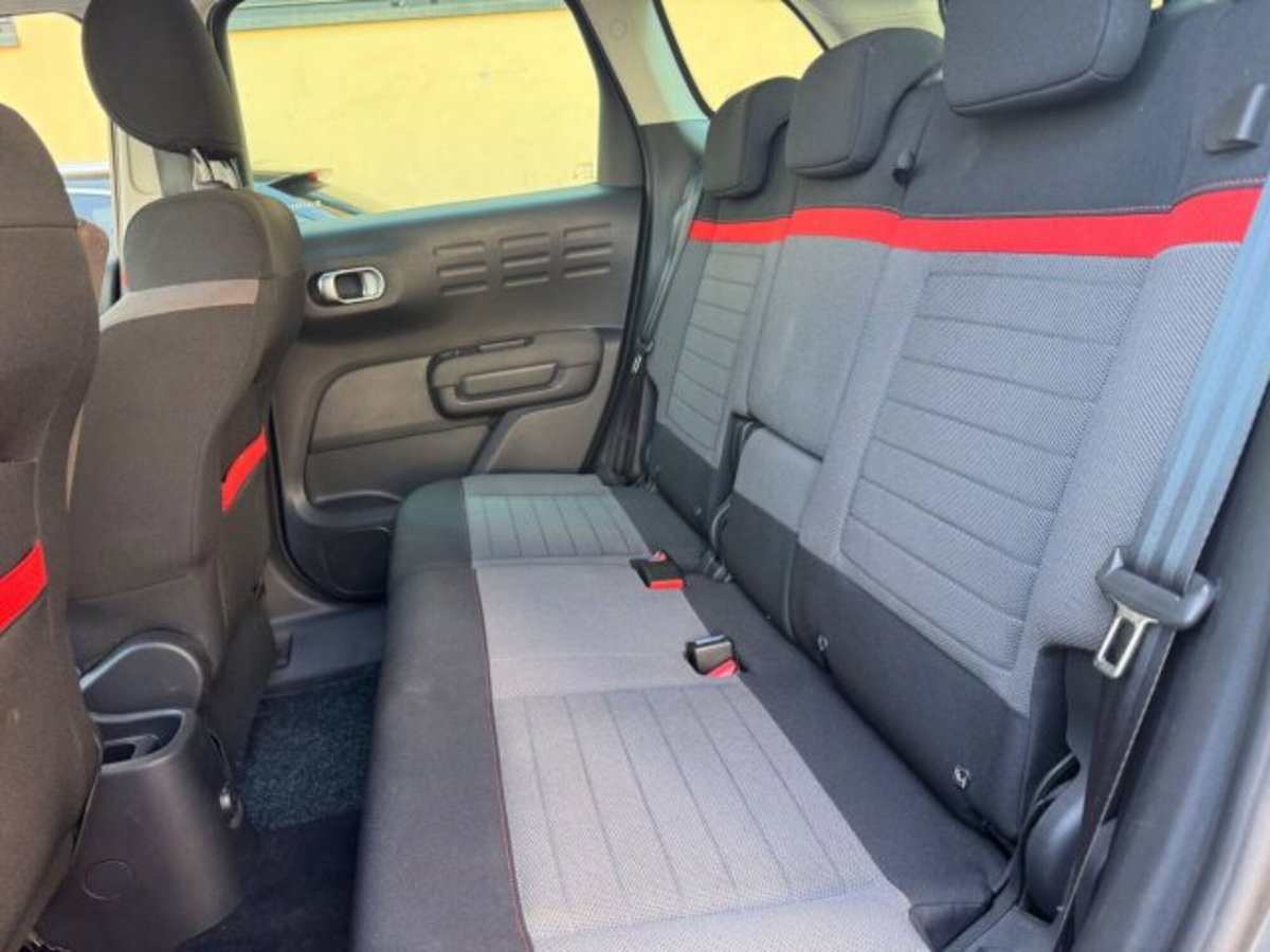 Citroen C3 Aircross PureTech 110 S&S EAT6 Shine (9)