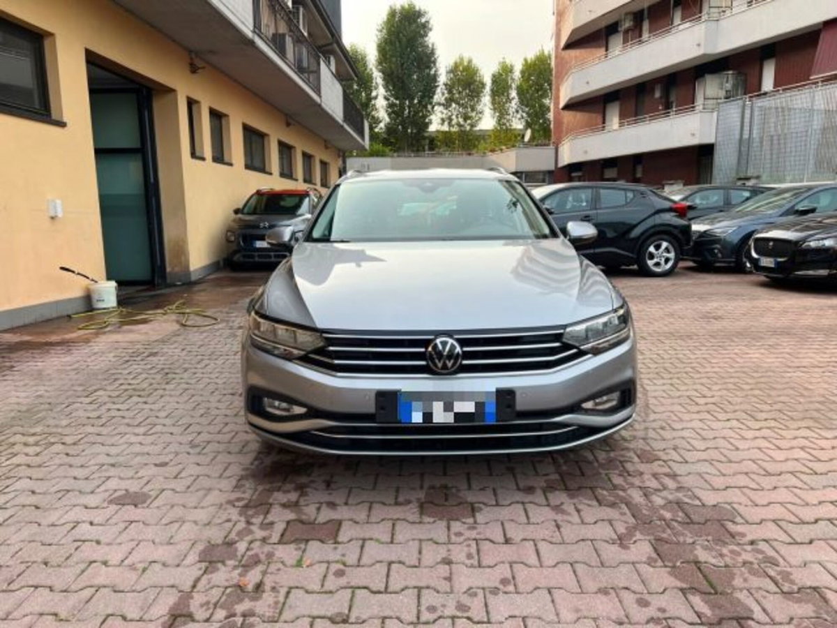 Volkswagen Passat Variant 2.0 TDI SCR 122 CV EVO DSG Business (2)