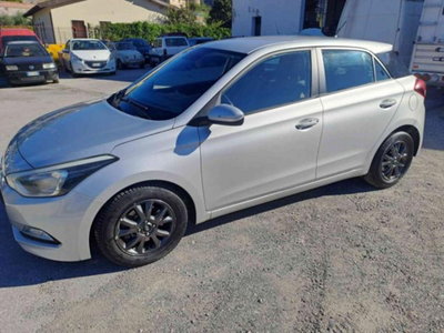 Hyundai i20 1.1 CRDi 12V 5 porte Comfort (6)