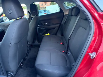 Jaguar E-Pace 2.0D 150 CV AWD (9)