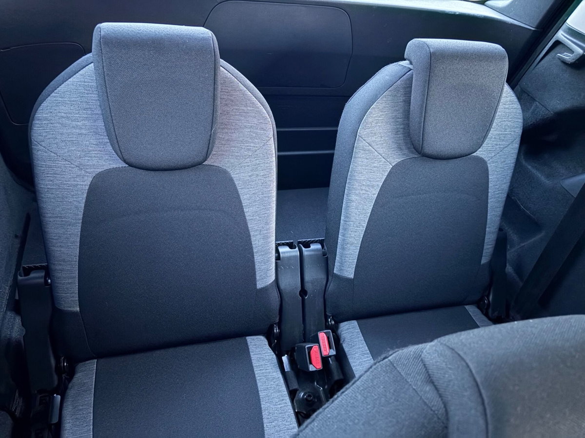 Citroen C4 SpaceTourer Space  BlueHDi 130 S&S Feel (16)