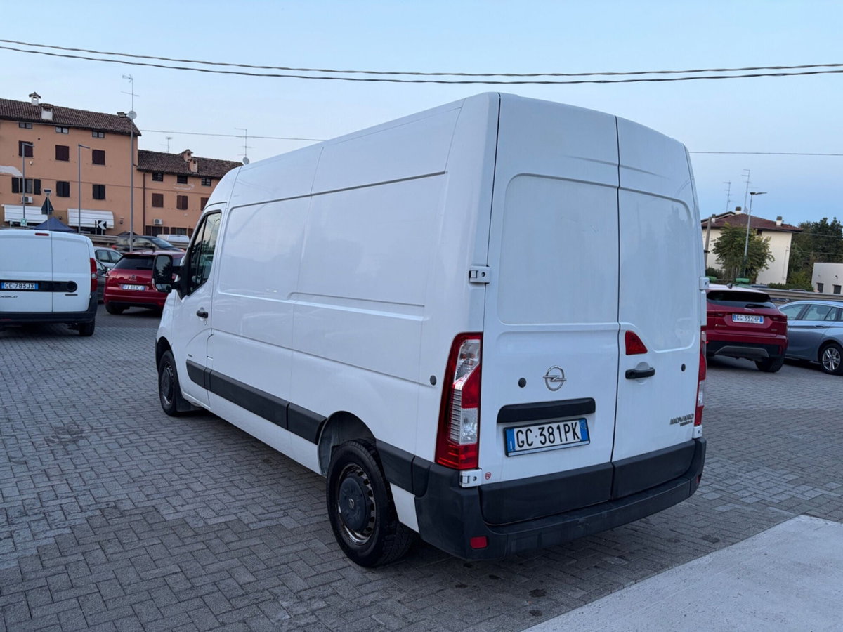 Opel Movano Furgone 28 2.3 Turbo D 135CV PC-TN FWD Furgone (4)