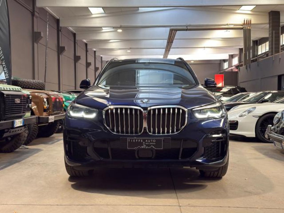 BMW X5 xDrive30d 48V Msport (2)
