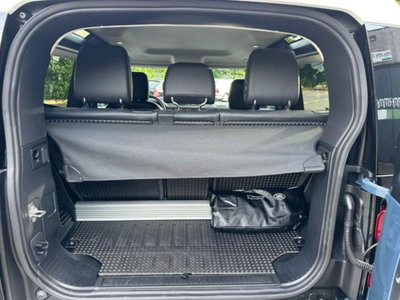 Land Rover Defender 90 3.0D I6 250 CV AWD Auto X-Dynamic S (13)