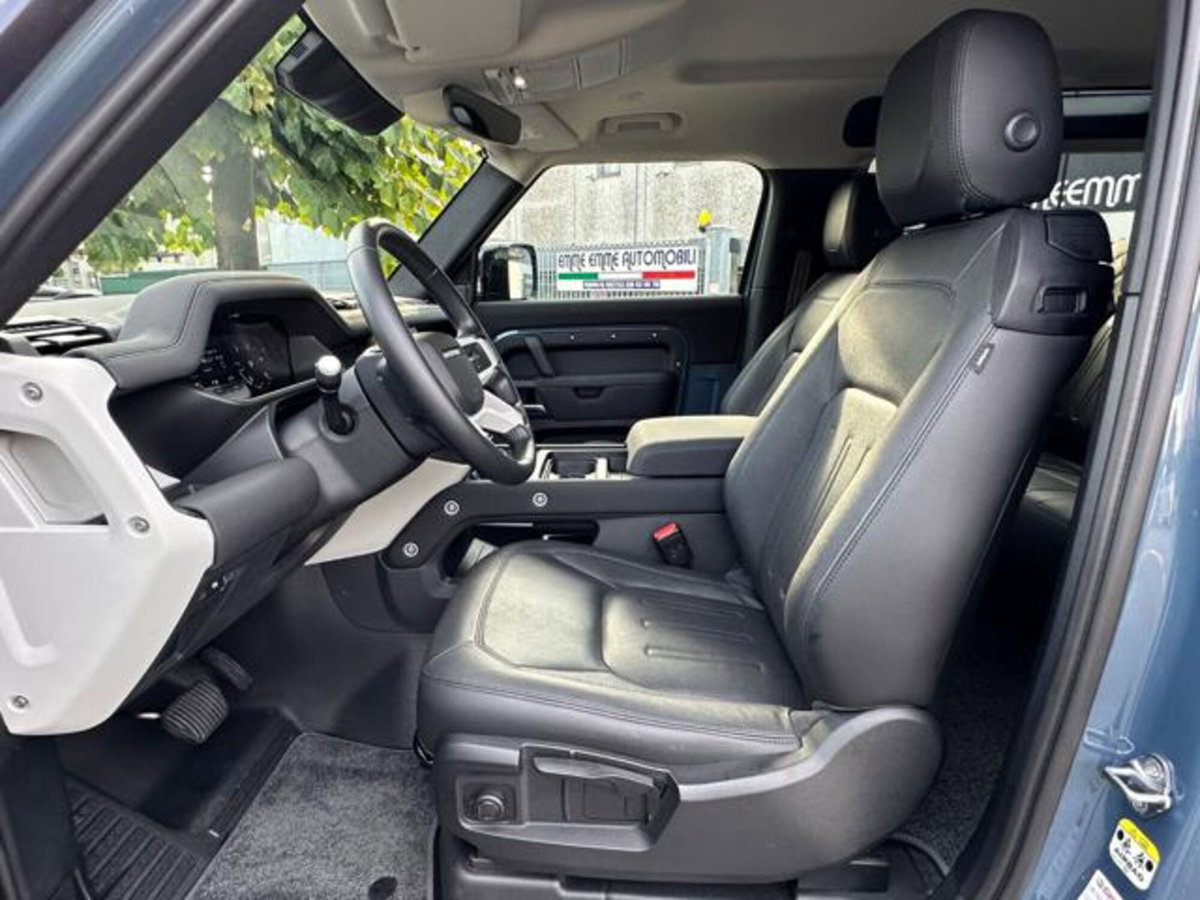 Land Rover Defender 90 3.0D I6 250 CV AWD Auto X-Dynamic S (7)
