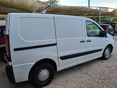 Fiat Scudo Furgone 1.6 MJT 8V PC-TN Furgone Vetrato 12q. Comfort (2)