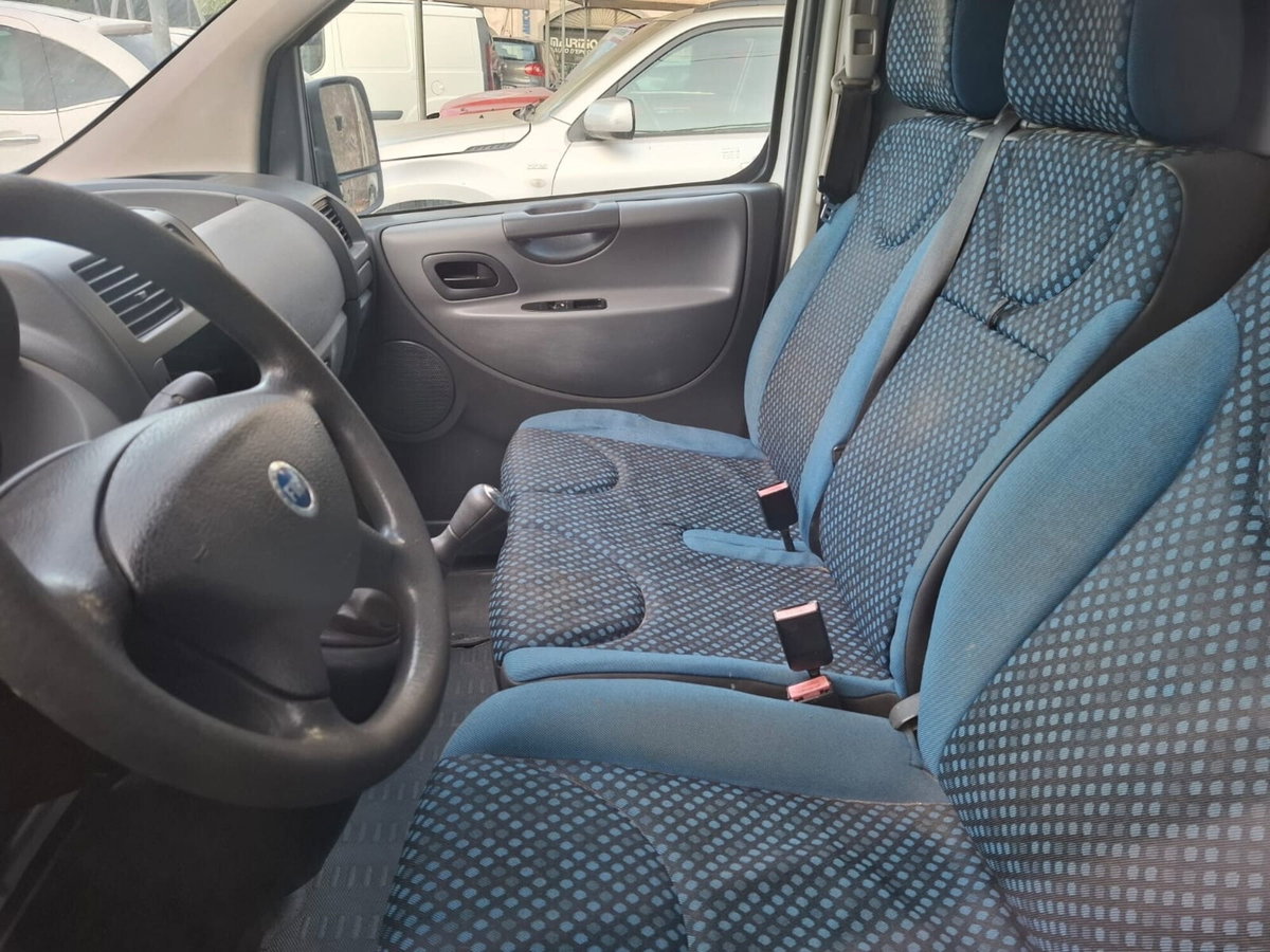 Fiat Scudo Furgone 1.6 MJT 8V PC-TN Furgone Vetrato 12q. Comfort (4)