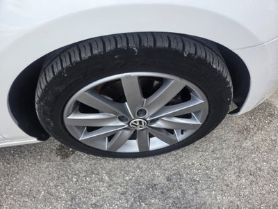 Volkswagen Golf 1.6 TDI DPF 5p. Highline (19)