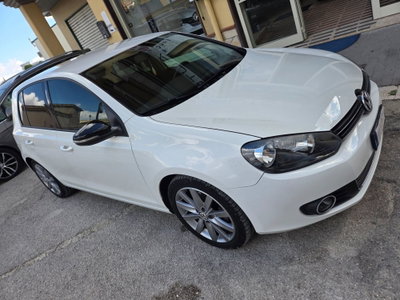 Volkswagen Golf 1.6 TDI DPF 5p. Highline (4)