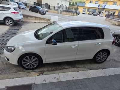 Volkswagen Golf 1.6 TDI DPF 5p. Highline (8)