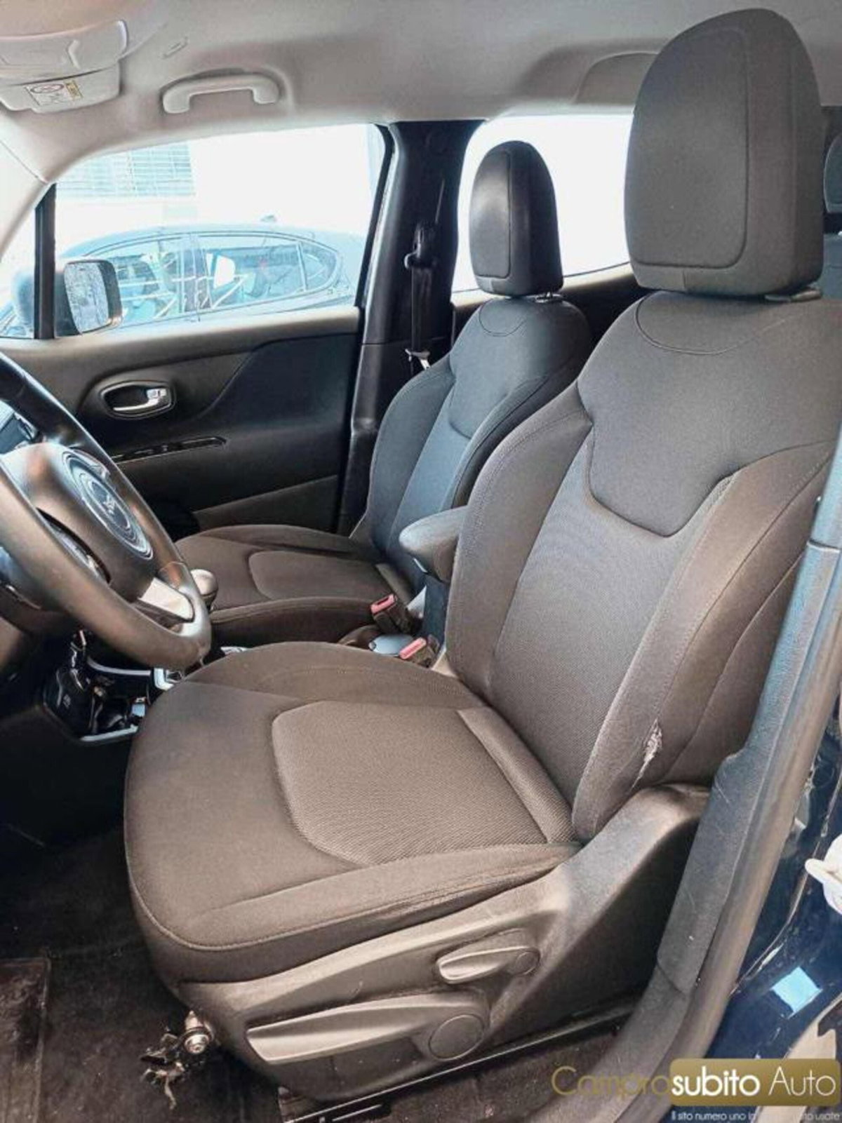Jeep Renegade 2.0 Mjt 140CV 4WD Active Drive Low Upland (10)