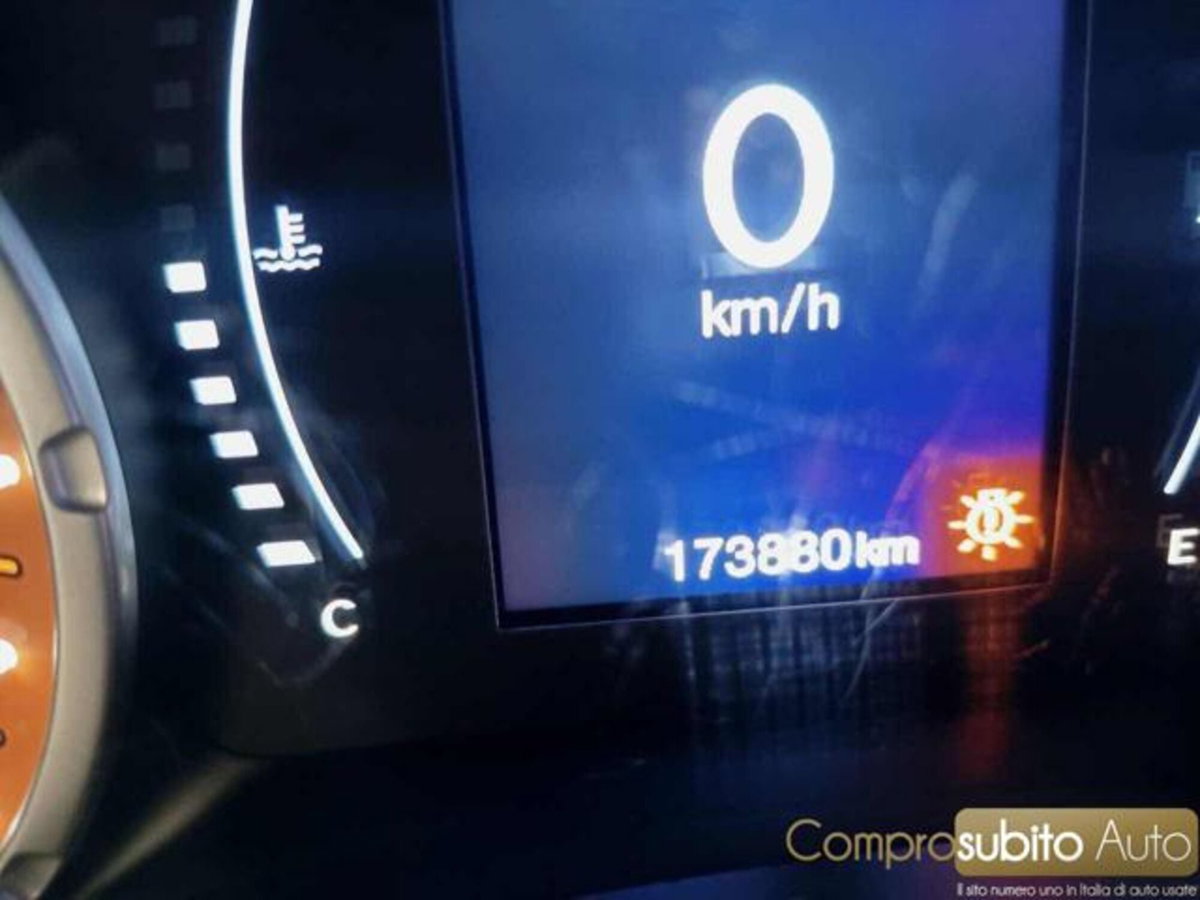 Jeep Renegade 2.0 Mjt 140CV 4WD Active Drive Low Upland (19)
