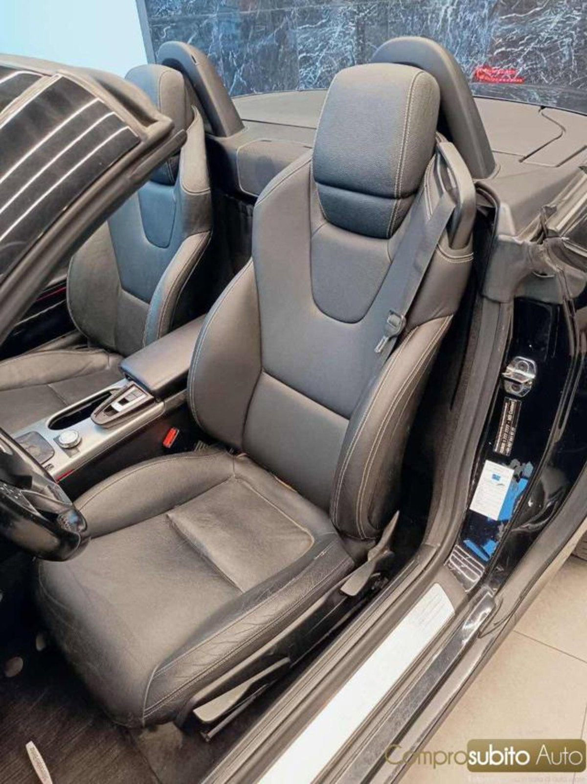 Mercedes-Benz SLK 200 CGI Edition1 (13)