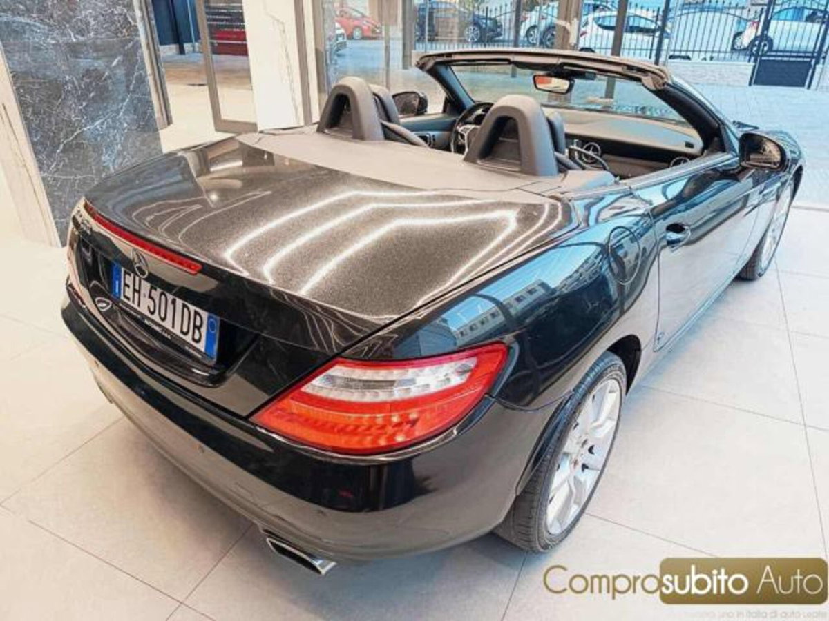 Mercedes-Benz SLK 200 CGI Edition1 (8)