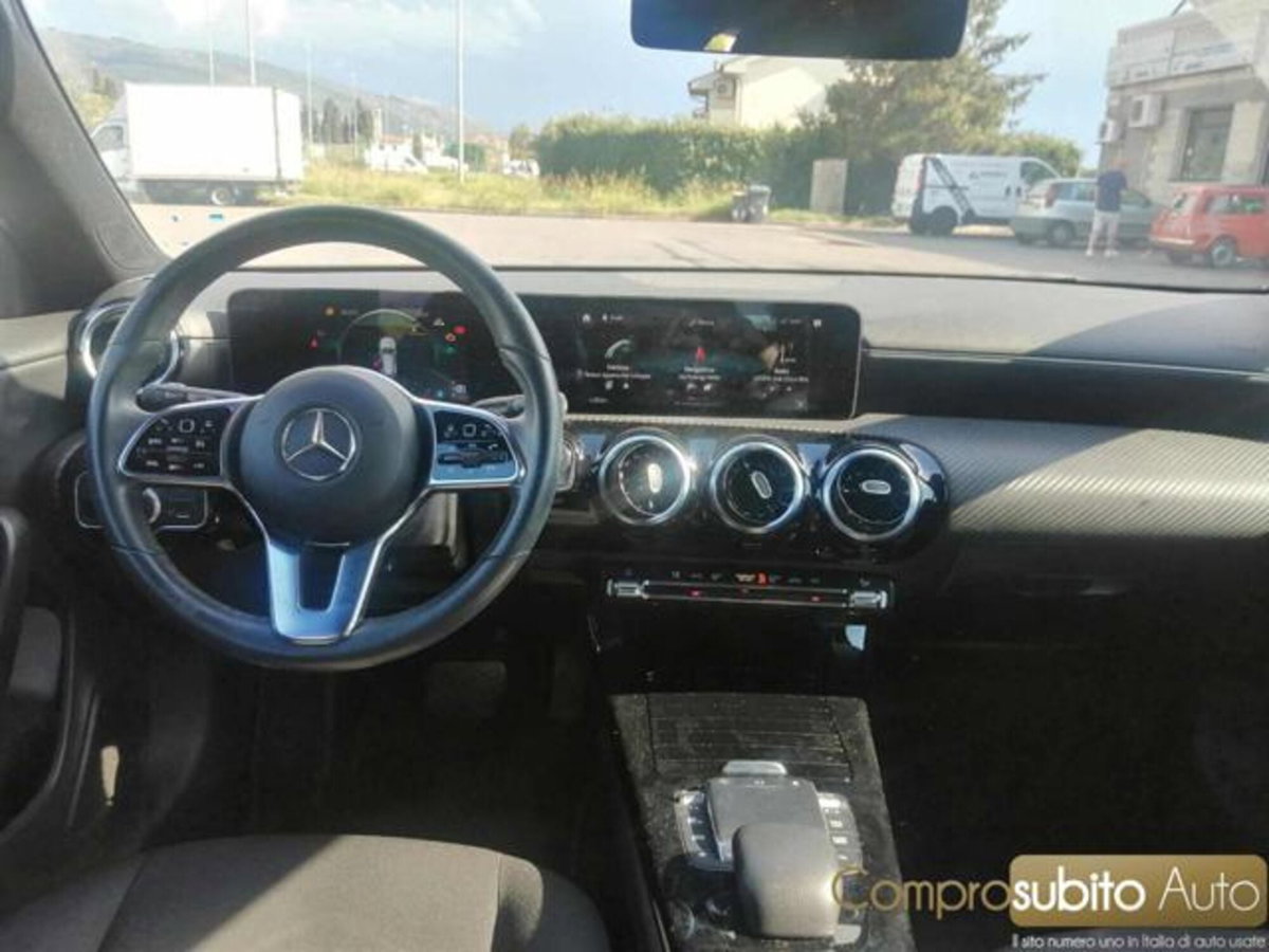 Mercedes-Benz CLA Shooting Brake 180 Automatic Shooting Brake Sport (8)