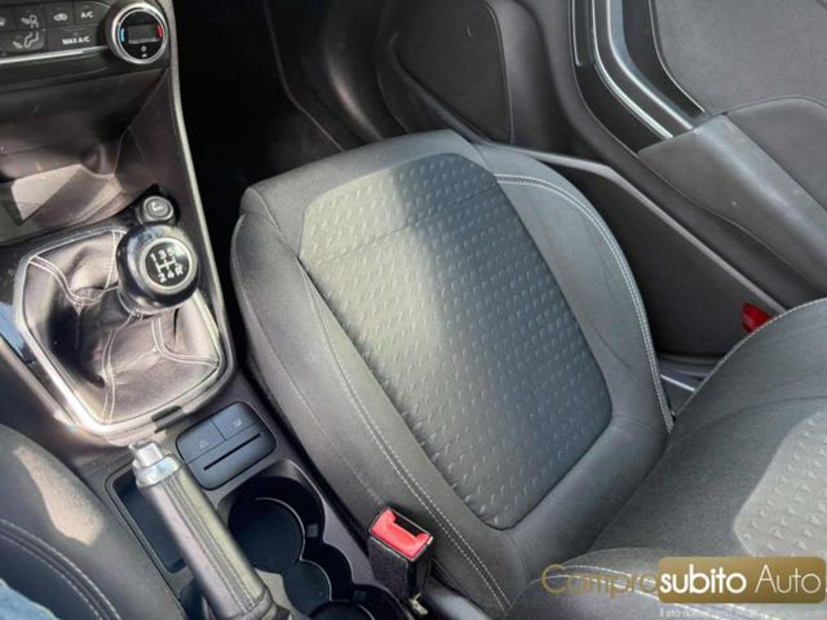 Ford Fiesta 1.2 82 CV 5 porte Titanium (9)