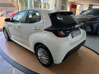 Toyota Yaris Cross 1.5 Hybrid 5p. E-CVT Active (3)