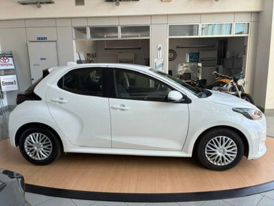 Toyota Yaris Cross 1.5 Hybrid 5p. E-CVT Active (4)