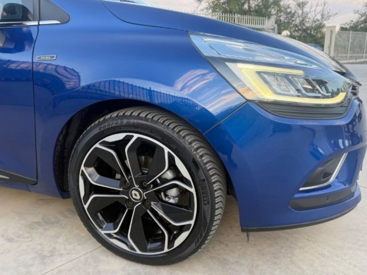 Renault Clio Sporter dCi 8V 90CV Start&Stop Energy Duel2 (10)
