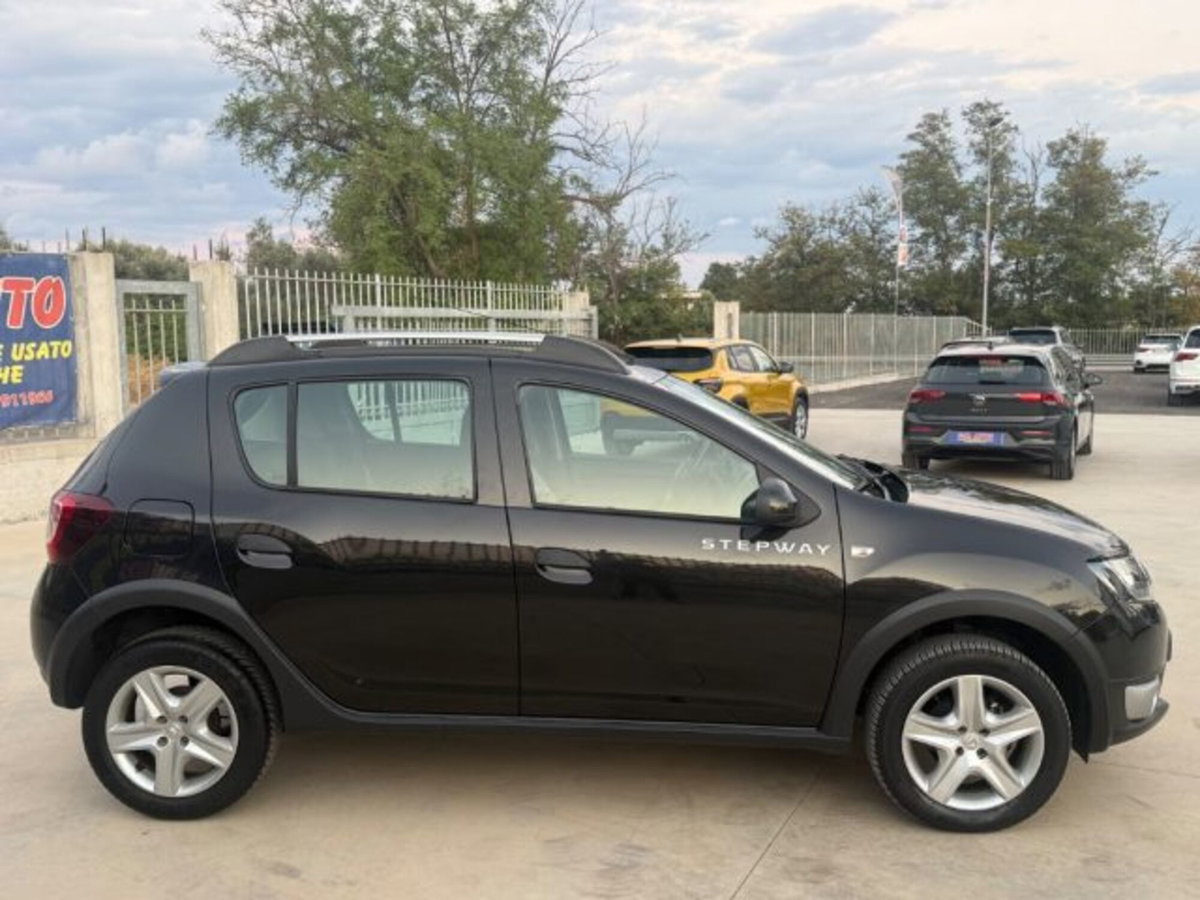 Dacia Sandero Stepway 1.5 dCi 8V 90CV (6)