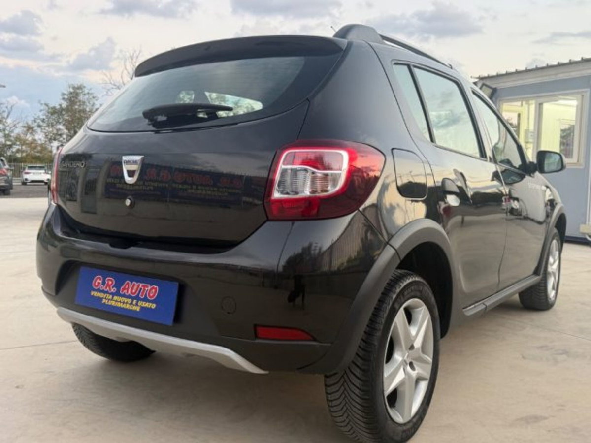 Dacia Sandero Stepway 1.5 dCi 8V 90CV (8)