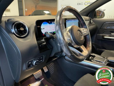 Mercedes-Benz GLA SUV Elettrica 200 AMG Line Premium (9)