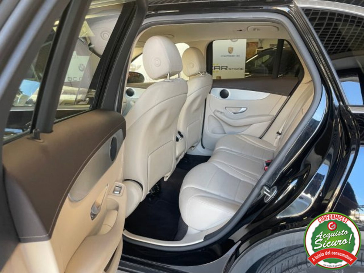 Mercedes-Benz GLC SUV 300 d 4Matic Premium (17)