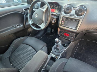 Alfa Romeo MiTo 1.4 T 120 CV Distinctive (5)