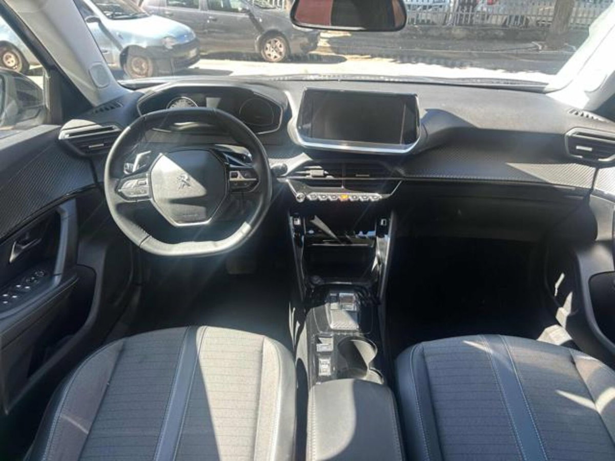 Peugeot 2008 BlueHDi 130 S&S EAT8 Allure Pack (6)